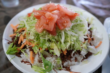 Japanese Food, Okinawa Beef Taco Rice - 日本料理 沖縄料理 タコライス
