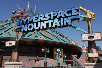 Naklejka premium Parc à thème Disneyland Paris et Walt Disney Studios