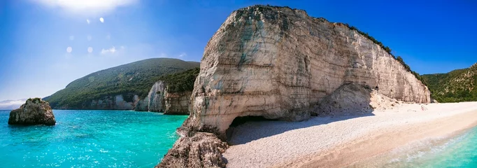 Foto op Canvas Greece best beaches of Ionian islands. Cephalonia (Kefalonia)- scenic desrted beach Fteris with tropical turquoise sea and white pebbles © Freesurf