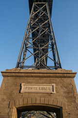 Fototapeta premium Detail of antique porto oporto iconic bridge D. Luiz I in portugal