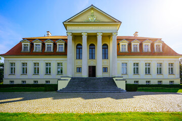 Pałac Winna Góra  - obrazy, fototapety, plakaty