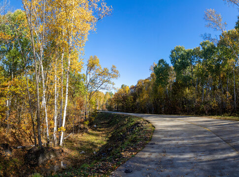 Wanda mountains forest autumn