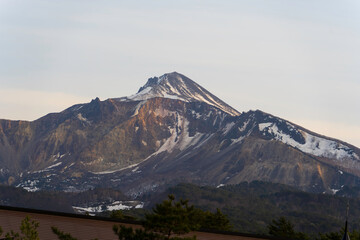 春を迎える磐梯山