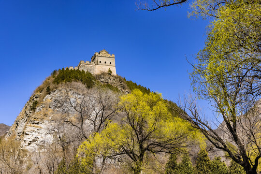 The Great Wall under the train located in the east of Beijing changping district 916 township roads juyongguan Great Wall