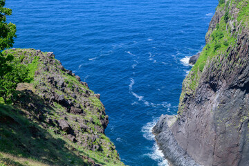 知床フレペの滝付近を歩く
