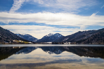 Fototapeta na wymiar Majestic Lakes - Schliersee