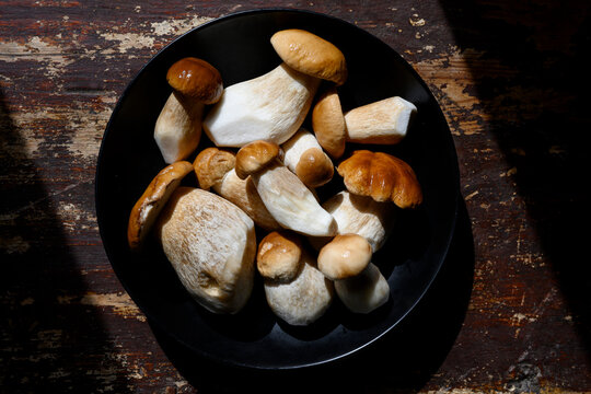 Plate of mushrooms on table