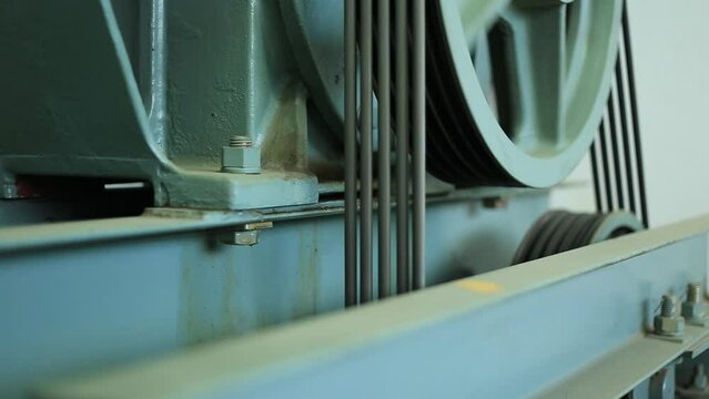 Maintenance of elevator shafts Cable control. Elevator transport