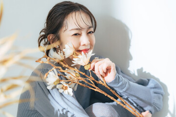 ミドル女性のポートレート　美容　スキンケア　コスメ