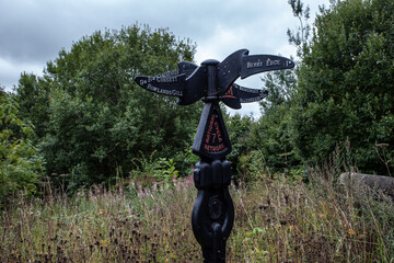 Sign for Cyclistson Post 