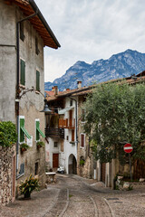 Fototapeta premium ländlich, historisch, häuser, italien, mediterran, landschaft.