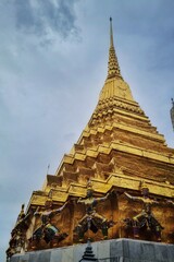 golden temple in grand palace of Bangkok