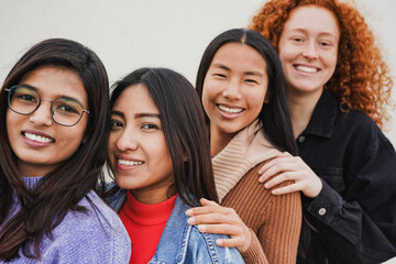 Happy young multiracial women smiling in front of camera - Concept of diversity and inclusion -...