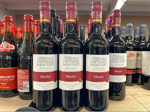 Chevalier De Fauvert Pays D'oc Merlot Wine Bottles 2022 in the Store
