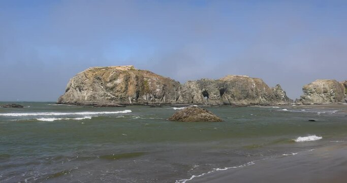 Sea stacks at the Orgon pacific coast near Bandon city, in summer time.