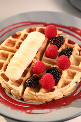 waffle con frutas