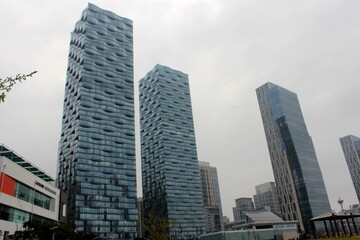 Fototapeta na wymiar Seoul – April 17, 2016: Songdo Central Park is a public park in the Songdo district of Incheon, South Korea. The park is the centerpiece of Songdo IBD's green space plan, inspired by New York City's 
