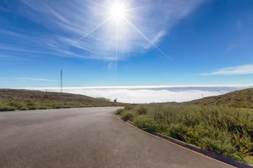 Photo sur Plexiglas Atlantic Ocean Road Mountain road in the "Paul da Serra" mountains on the island of Madeira (Portugal)