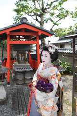 Obraz premium 京都祇園の舞妓のイメージ