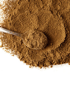   japanese tea hojicha and spoon. top view