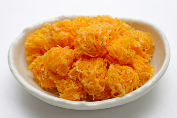 Thai crispy flossy sweet Eggs floss (Foi Thong Krob)