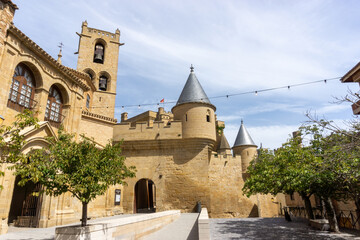 Fototapeta na wymiar View of the Olite castle (13th-14th centuries). Olite, Navarre, Spain.