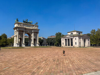 Obraz premium triumphal arch in Milan