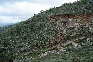 Carrière de pierre de calcaire en plaquettes dans les gorges de Zoniana près de Pérama en Crète