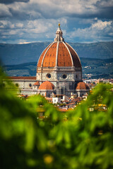 Fototapeta premium The Brunelleschi Dome, Cathedral of Santa Maria del Fiore in Florence, Italy