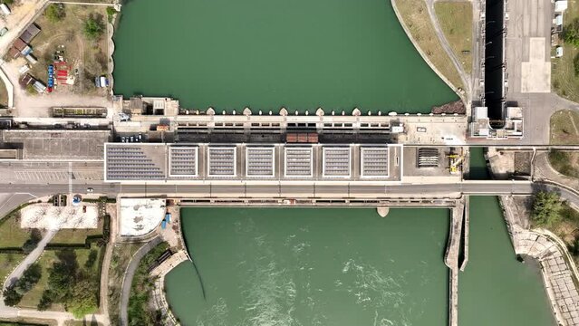 Historical reservoir, aerial energy synthesis: Donz&egrave;re-Mondragon.
