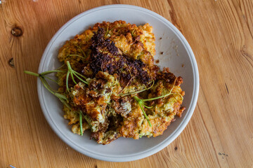 Meal of fried elderberry flowers