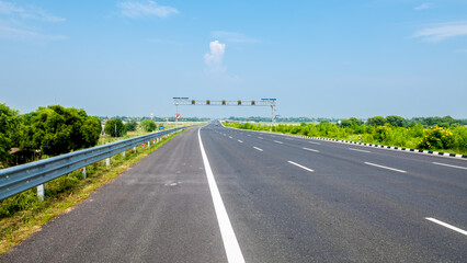 The Delhi Vadodara Mumbai Expressway is a 1350 km long, 8-lane wide access-controlled expressway connecting New Delhi to Mumbai. Delhi Mumbai Expressway.