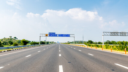 Delhi Vadodara Mumbai Expressway is a 1350 km long, 8-lane wide access-controlled expressway connecting New Delhi to Mumbai. Delhi Mumbai Expressway.