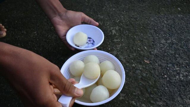 Indian Sweets Rasgulla.
This sweet originated in West Bengal, India. Other names for the dish include, Rasagulla,&nbsp;Rossogolla, Roshogolla,&nbsp;Rasagola, Rasagolla. Most popular sweet of all over India.