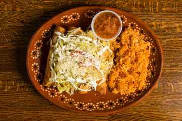 Fried, crispy tacos with rice