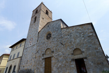 Fototapeta na wymiar Cathedral of Camaiore, Tuscany, Italy