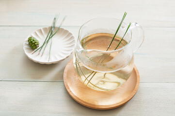ハーブティー　松葉茶