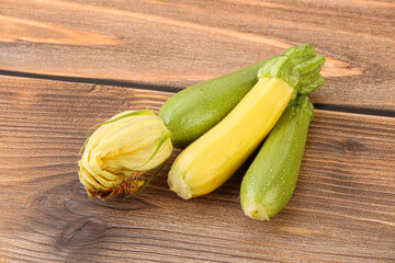 Raw baby organic zucchini heap