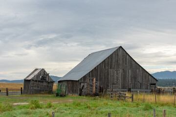 Cascade Lake Barn