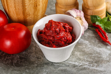 Natural organic red tomato paste