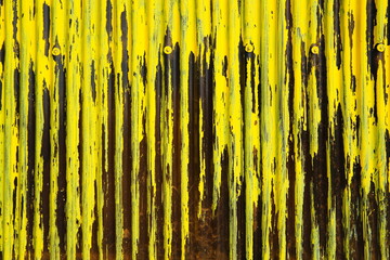 トタンに塗られたペンキが作るアート