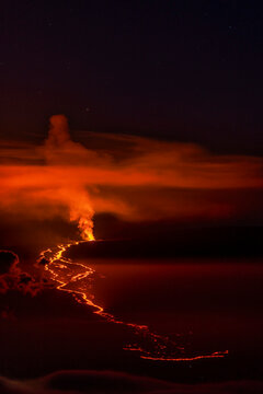 Firey Lava flow of the 2022 eruption of Mauna Loa Volcano (Moku&lsquo;āweoweo, the world's largest active volcano) on the Big Island of Hawaii; Island of Hawaii, Hawaii, United States of America