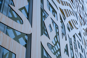 Contemporary Building Ornaments: Fusion of Modern Architectural Elegance and Artistry
