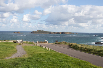 スコトン岬とトド島