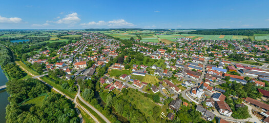 Donaumünster-Erlingshofen im schwäbischen Donautal im Luftbild