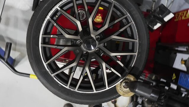 Automatic tire lifter at a mechanic shop, Top view