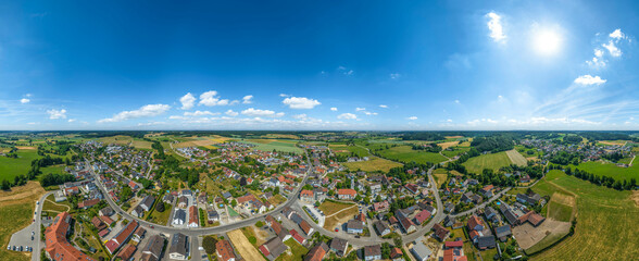 Die Gemeinde Altenmünster im Naturpark Westliche Wälder in Schwaben im Luftbild