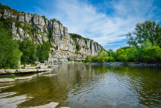 Gorges de l'Ard&egrave;che &agrave; Vog&uuml;e