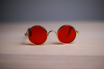 glasses