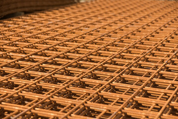 Woven welded iron reinforcing mesh for reinforced concrete